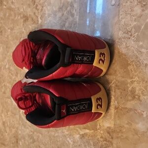 AIR JORDAN 12 RETRO GYM RED LEATHER HIGH TRAINERS